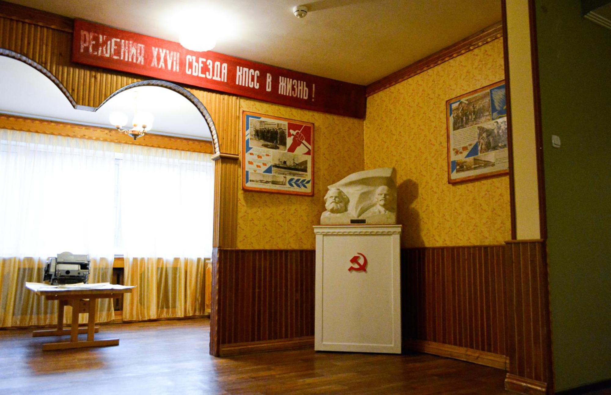 Hotel Pyramiden Exterior foto